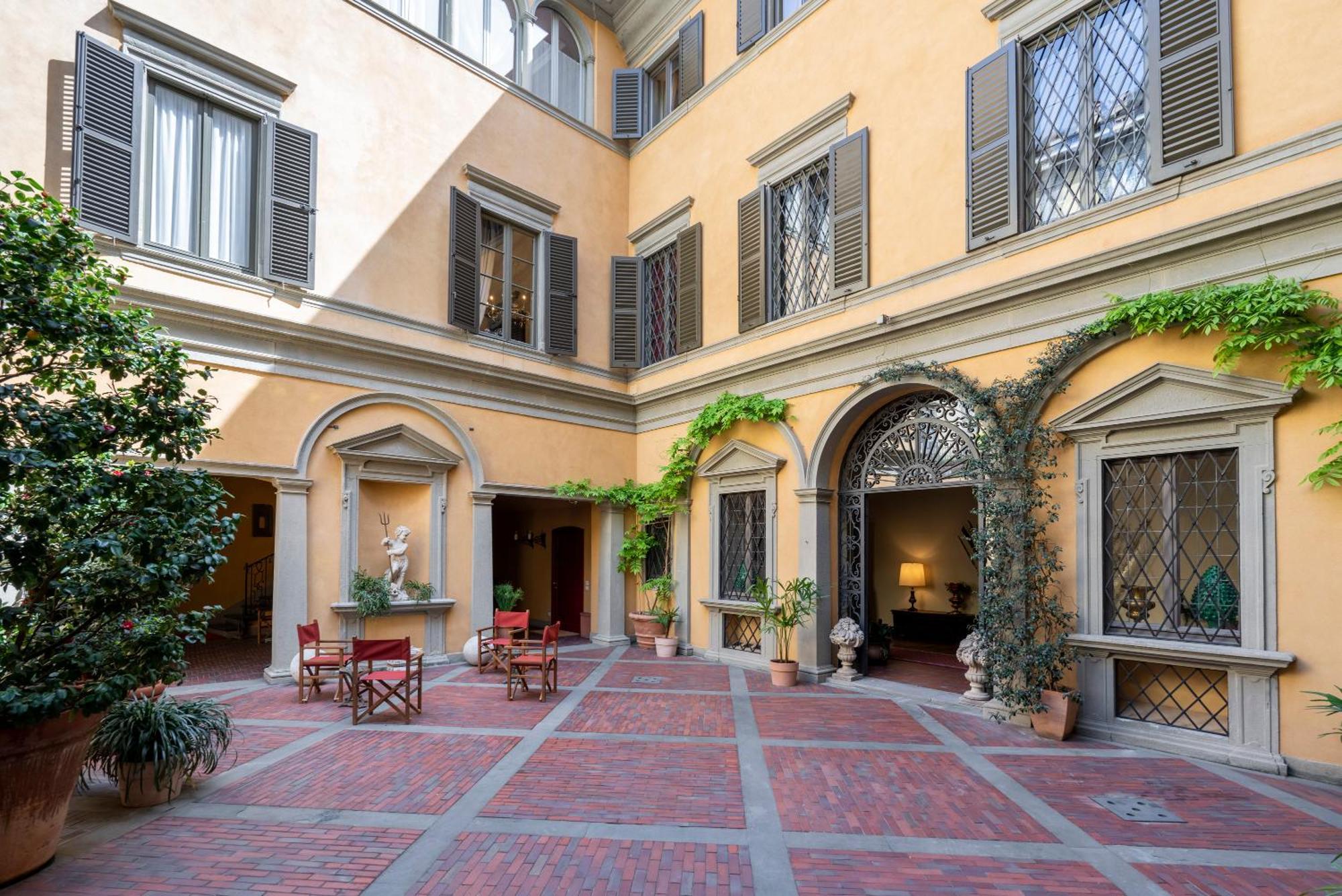 Foresteria Di Palazzo Radici Bergamo Exterior photo